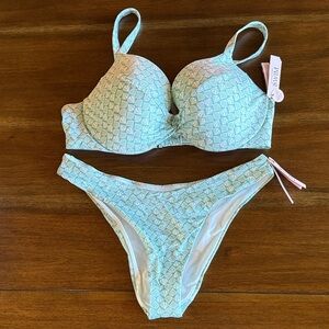 NWT Victoria Secret Green Sea Shell Patterned Bikini 38C Large